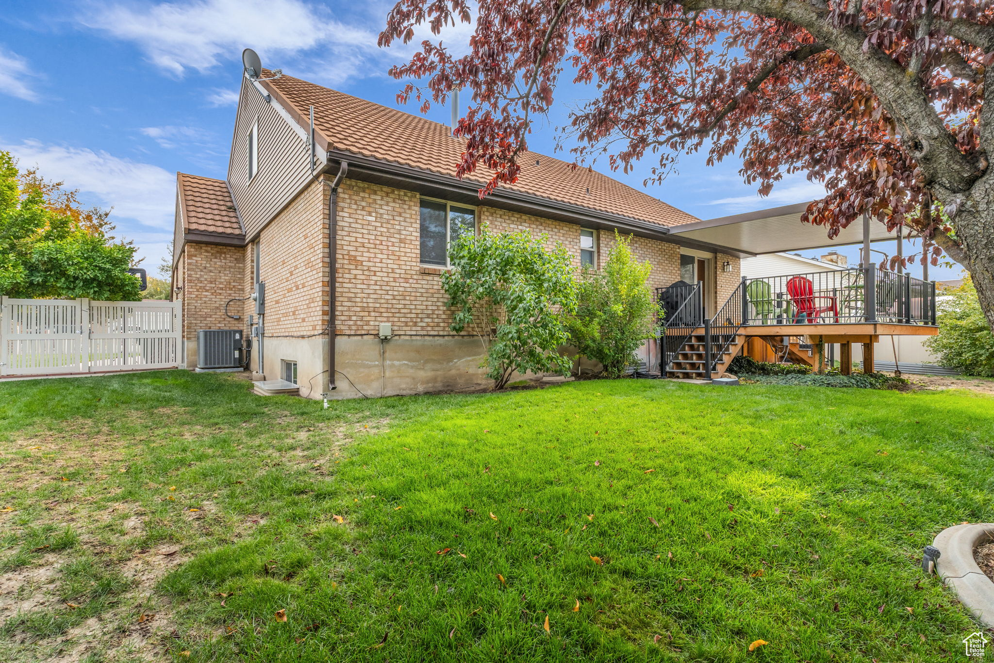 CLOVER CREST #3 - Residential