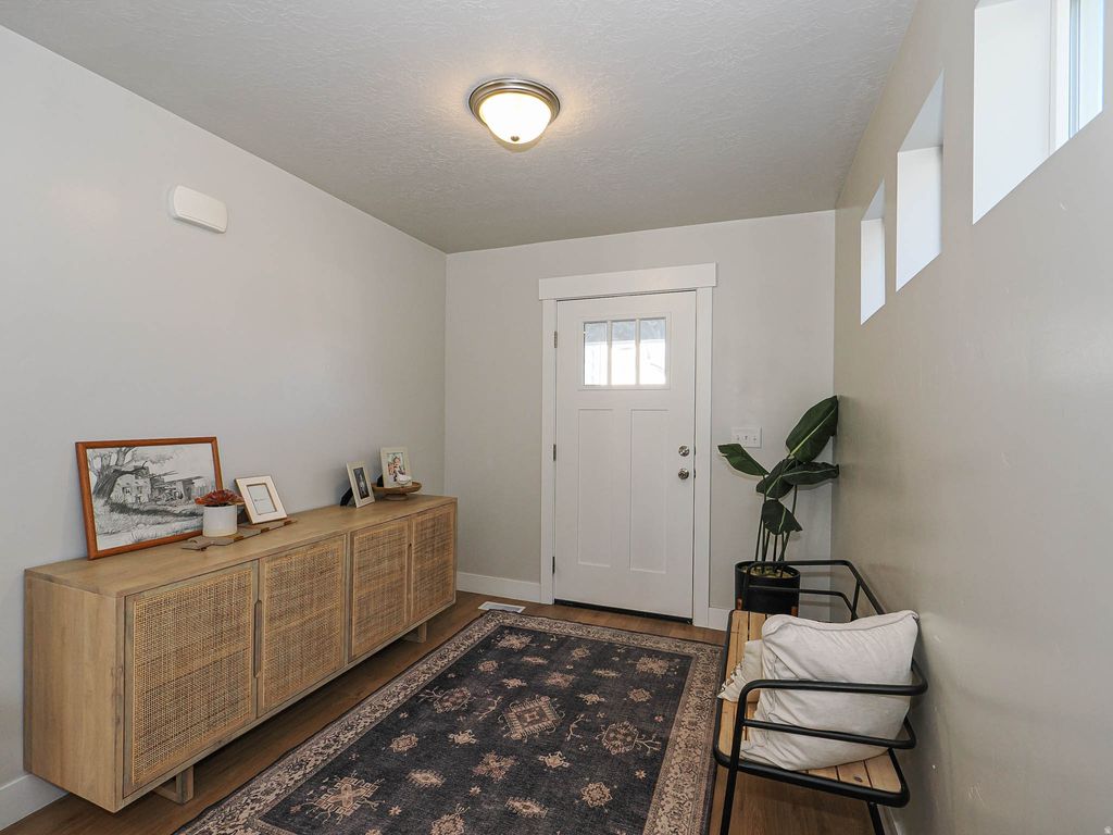 Photo of 1441 W STONE GATE DRIVE DR, Saratoga Springs, UT 84045 (MLS # 2142286)