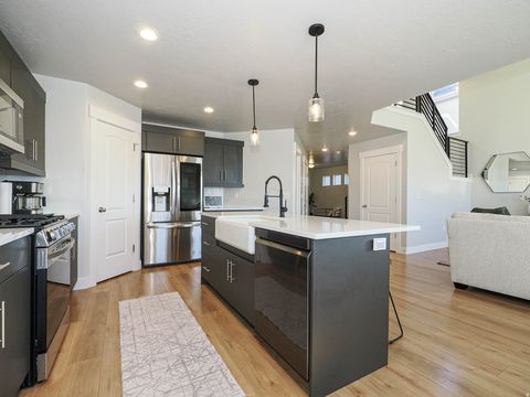 Tiny photo for 1441 W STONE GATE DR, Saratoga Springs, UT 84045 (MLS # 2142286)