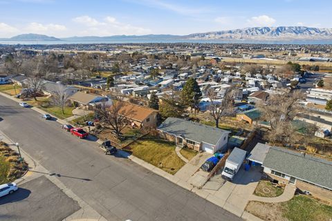 Tiny photo for 375 N 1030 W, Orem, UT 84057 (MLS # 2130196)