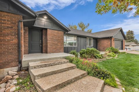 Tiny photo for 461 E 2175 N, North Ogden, UT 84414 (MLS # 2117242)