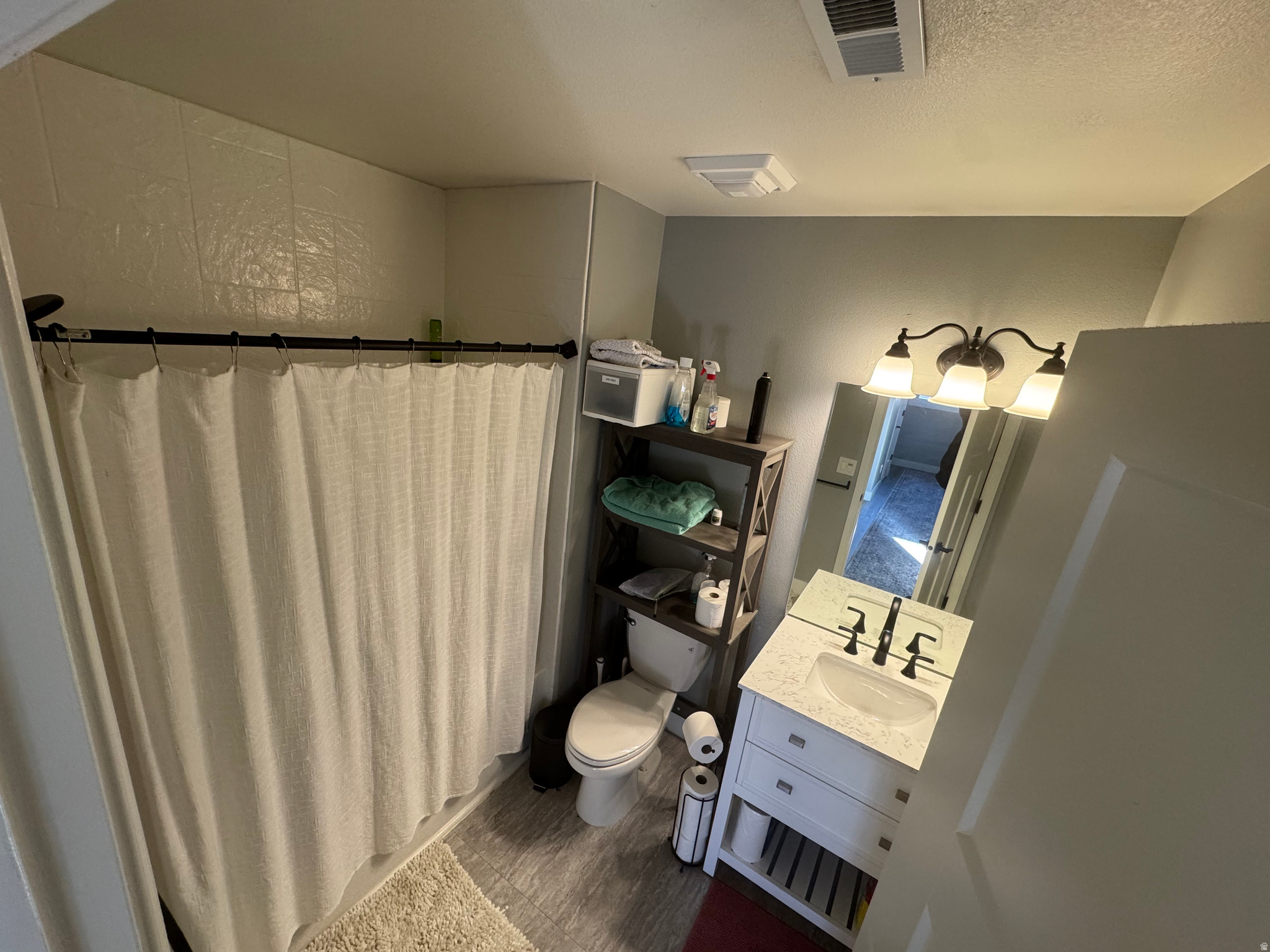 BENNY ESTATES - Residential