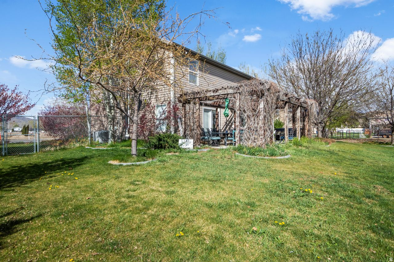 BENNY ESTATES - Residential