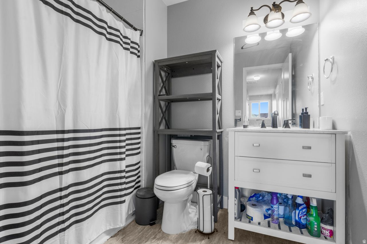 BENNY ESTATES - Residential