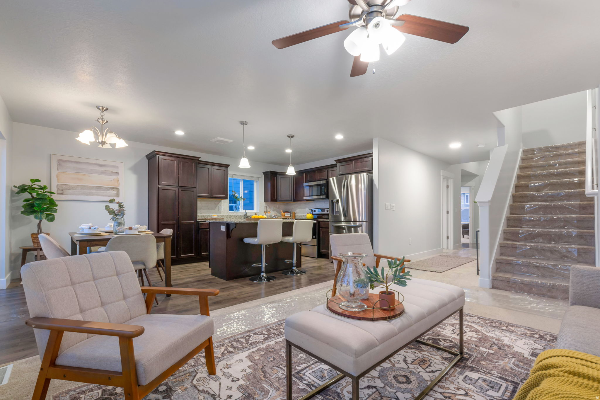 6764 W IPSWITCH WAY S