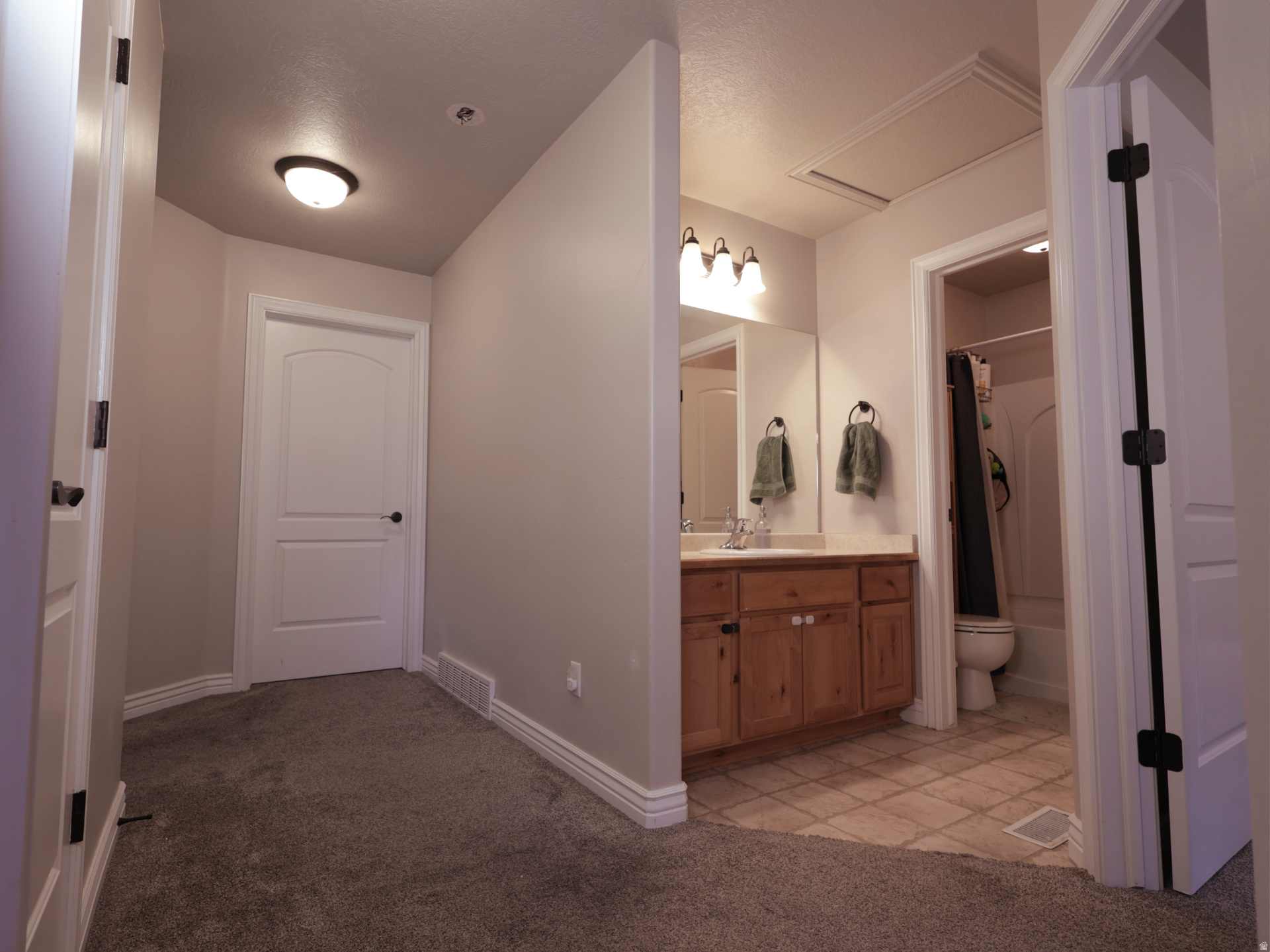 MAPLEWOOD - Residential
