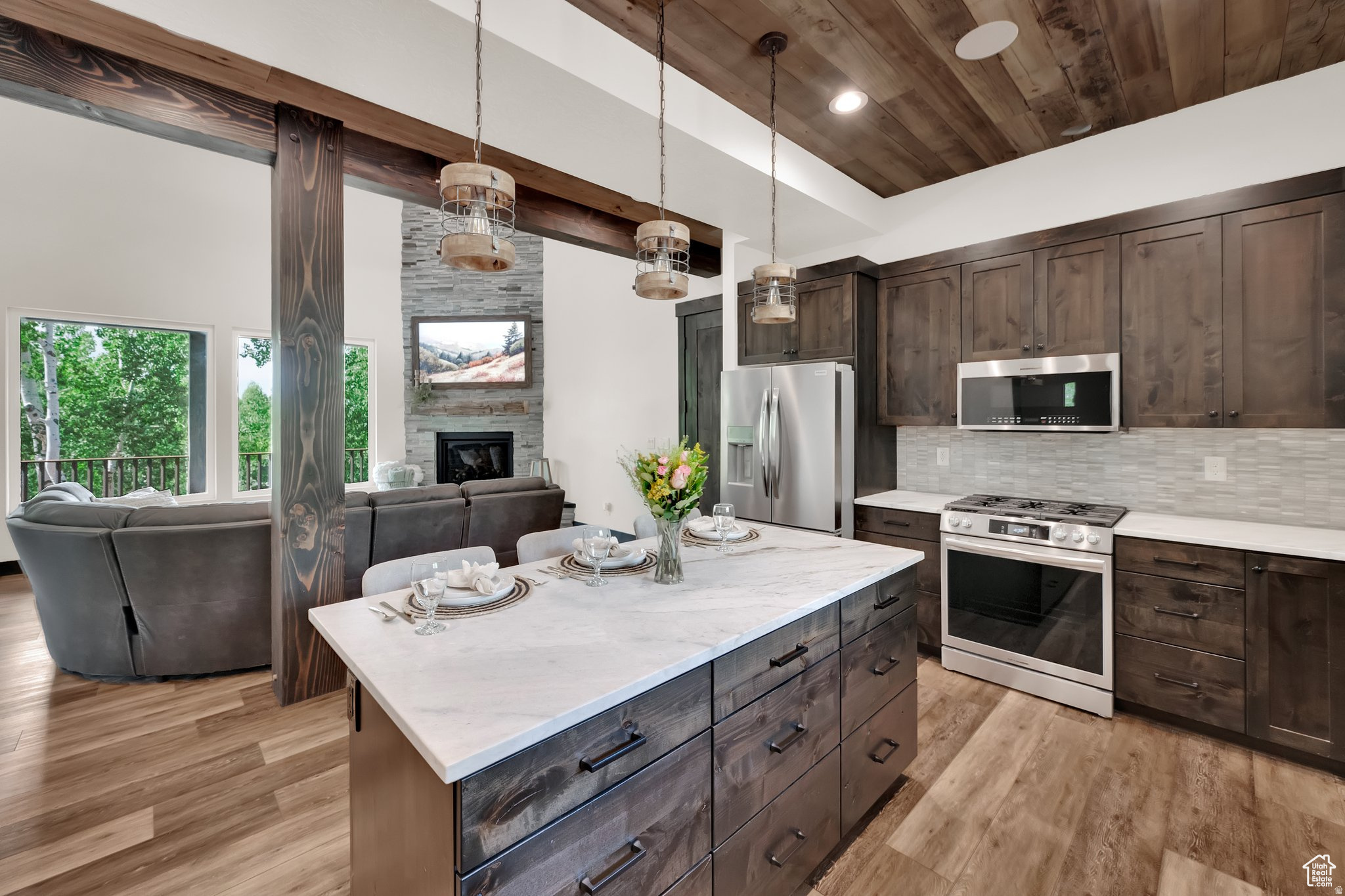 TIMBER LAKES - Residential