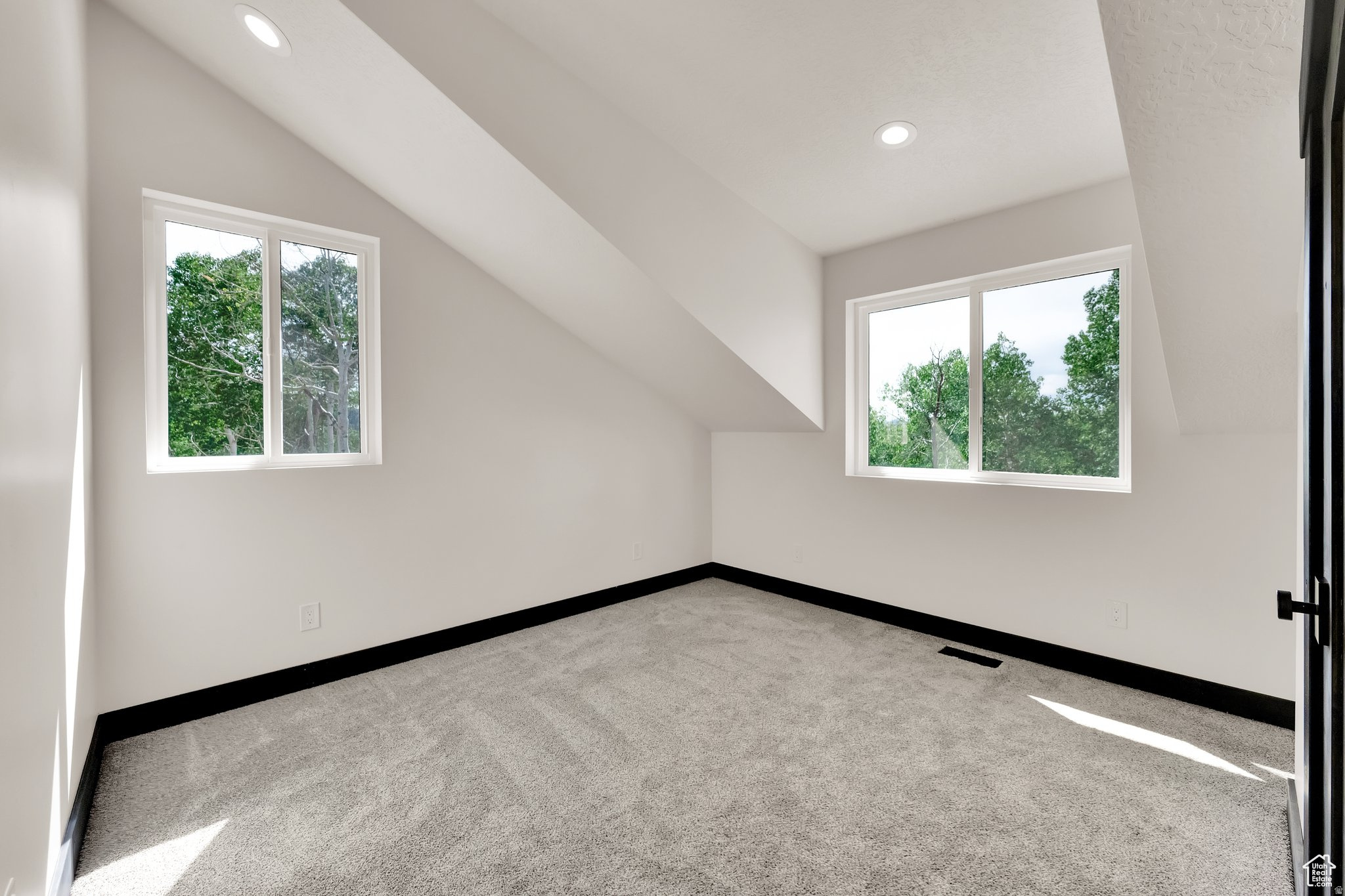 TIMBER LAKES - Residential