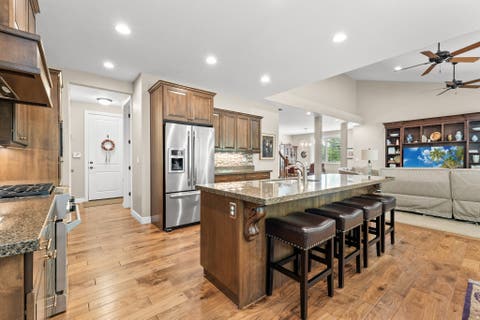 Tiny photo for 918 MAHOGANY DR, Fruit Heights, UT 84037 (MLS # 2178716)