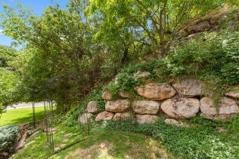 Tiny photo for 918 MAHOGANY DR, Fruit Heights, UT 84037 (MLS # 2178716)
