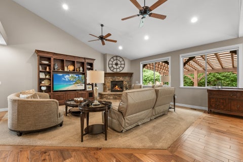 Tiny photo for 918 MAHOGANY DR, Fruit Heights, UT 84037 (MLS # 2178716)