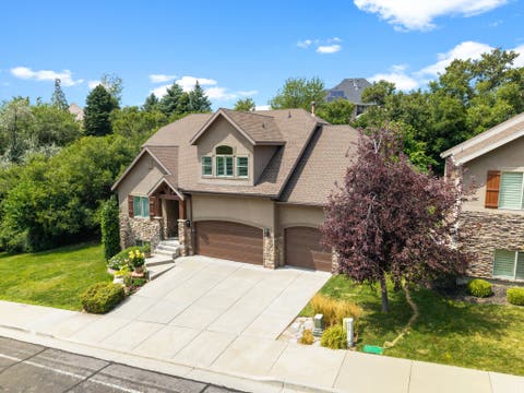 Tiny photo for 918 MAHOGANY DR, Fruit Heights, UT 84037 (MLS # 2178716)