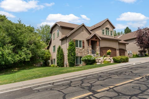 Tiny photo for 918 MAHOGANY DR, Fruit Heights, UT 84037 (MLS # 2178716)