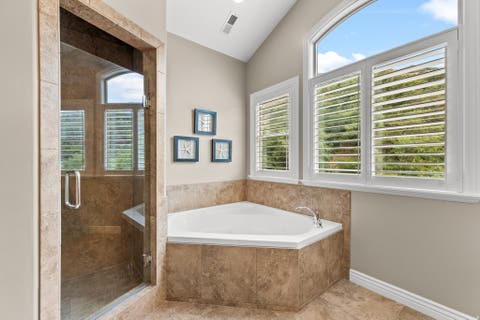 Tiny photo for 918 MAHOGANY DR, Fruit Heights, UT 84037 (MLS # 2178716)