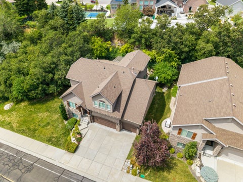 Tiny photo for 918 MAHOGANY DR, Fruit Heights, UT 84037 (MLS # 2178716)