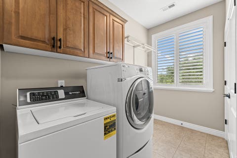 Tiny photo for 918 MAHOGANY DR, Fruit Heights, UT 84037 (MLS # 2178716)