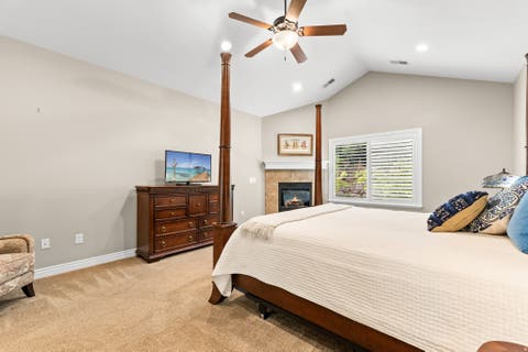 Tiny photo for 918 MAHOGANY DR, Fruit Heights, UT 84037 (MLS # 2178716)