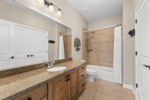 Tiny photo for 918 MAHOGANY DR, Fruit Heights, UT 84037 (MLS # 2178716)