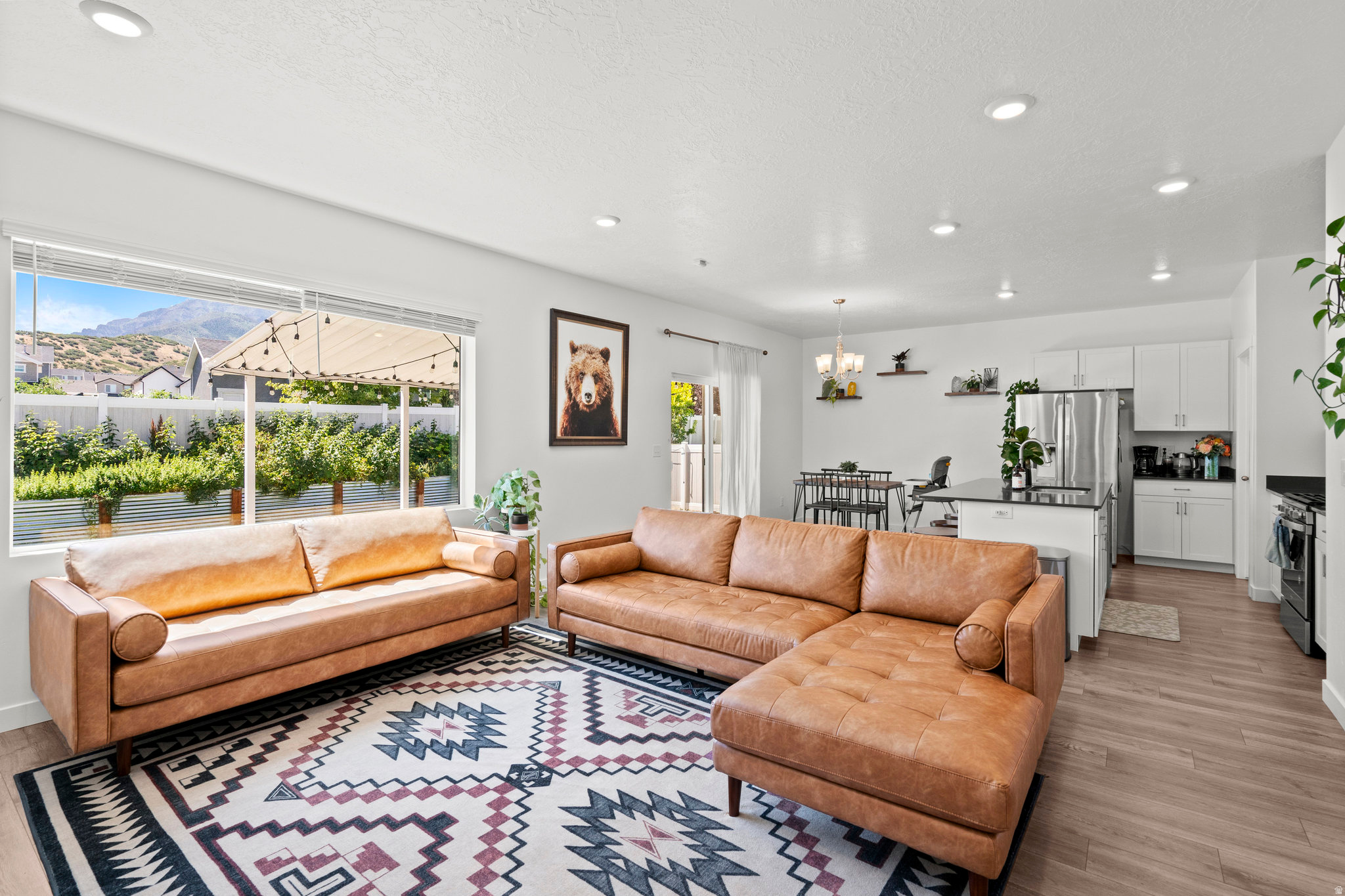 FOOTHILL VILLAGE - Residential