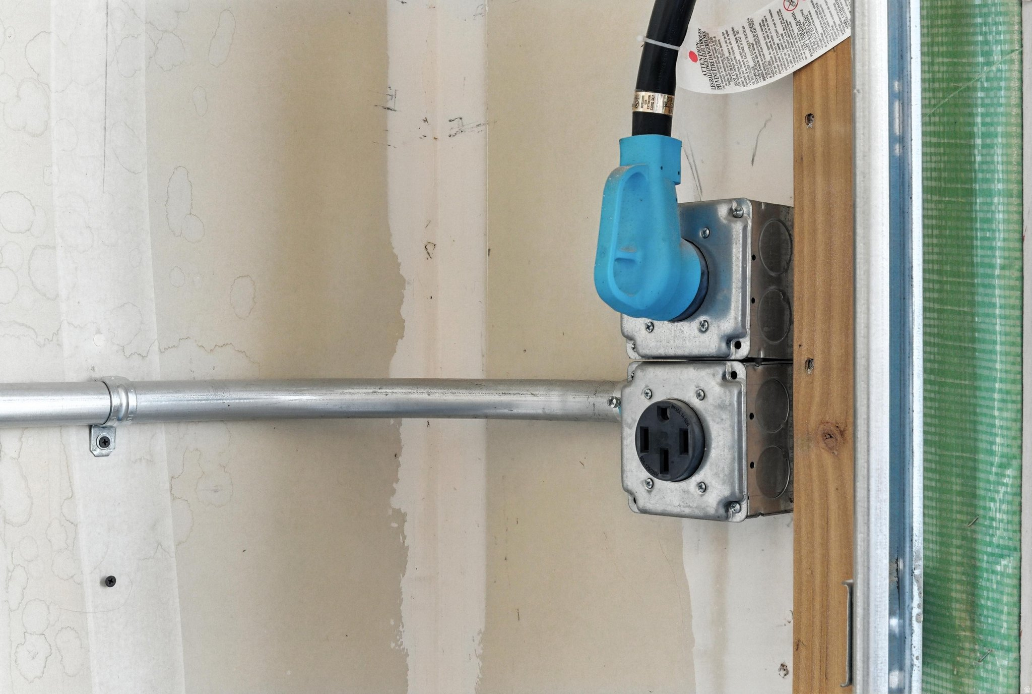 FOOTHILL VILLAGE - Residential