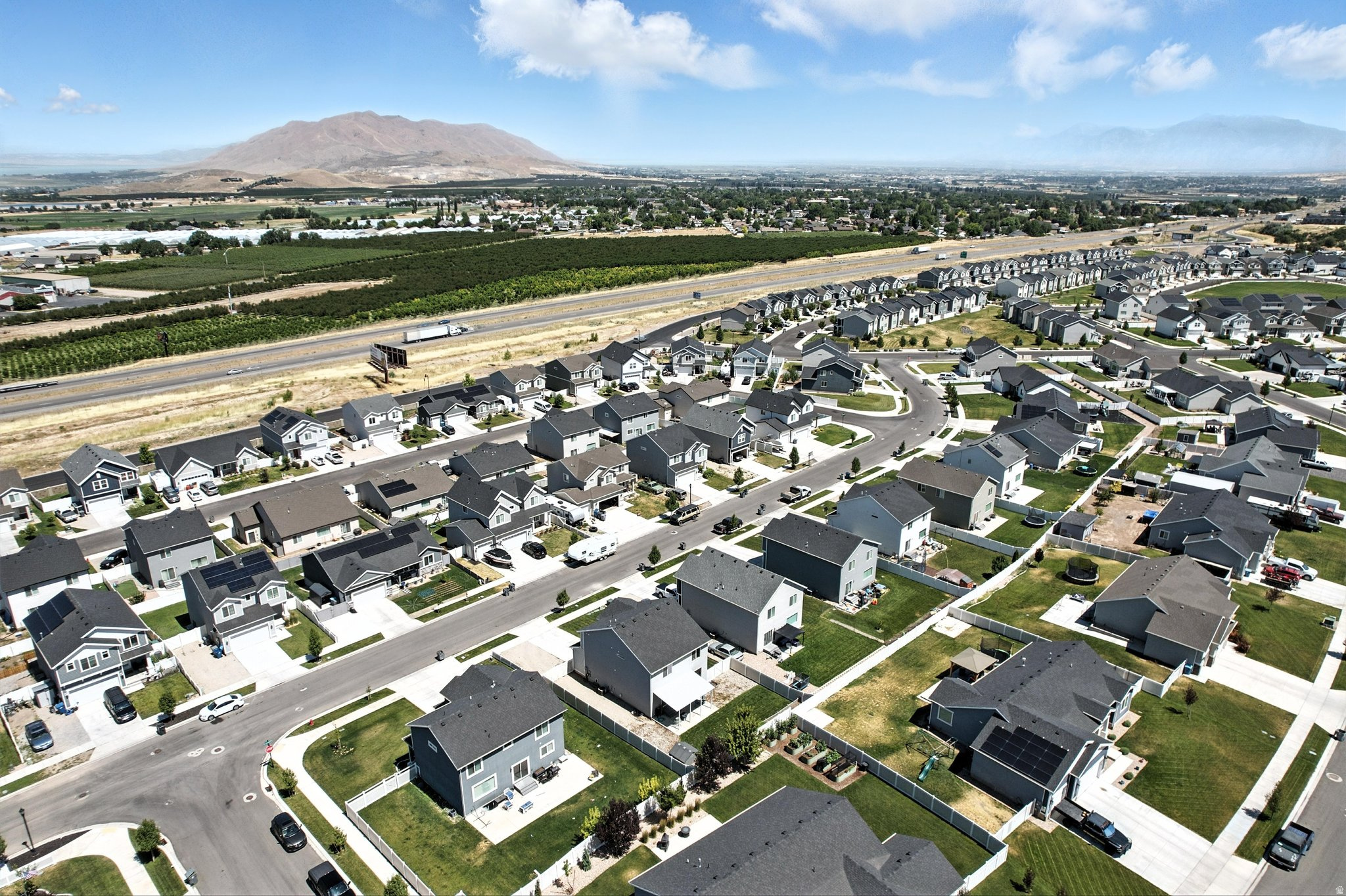 FOOTHILL VILLAGE - Residential