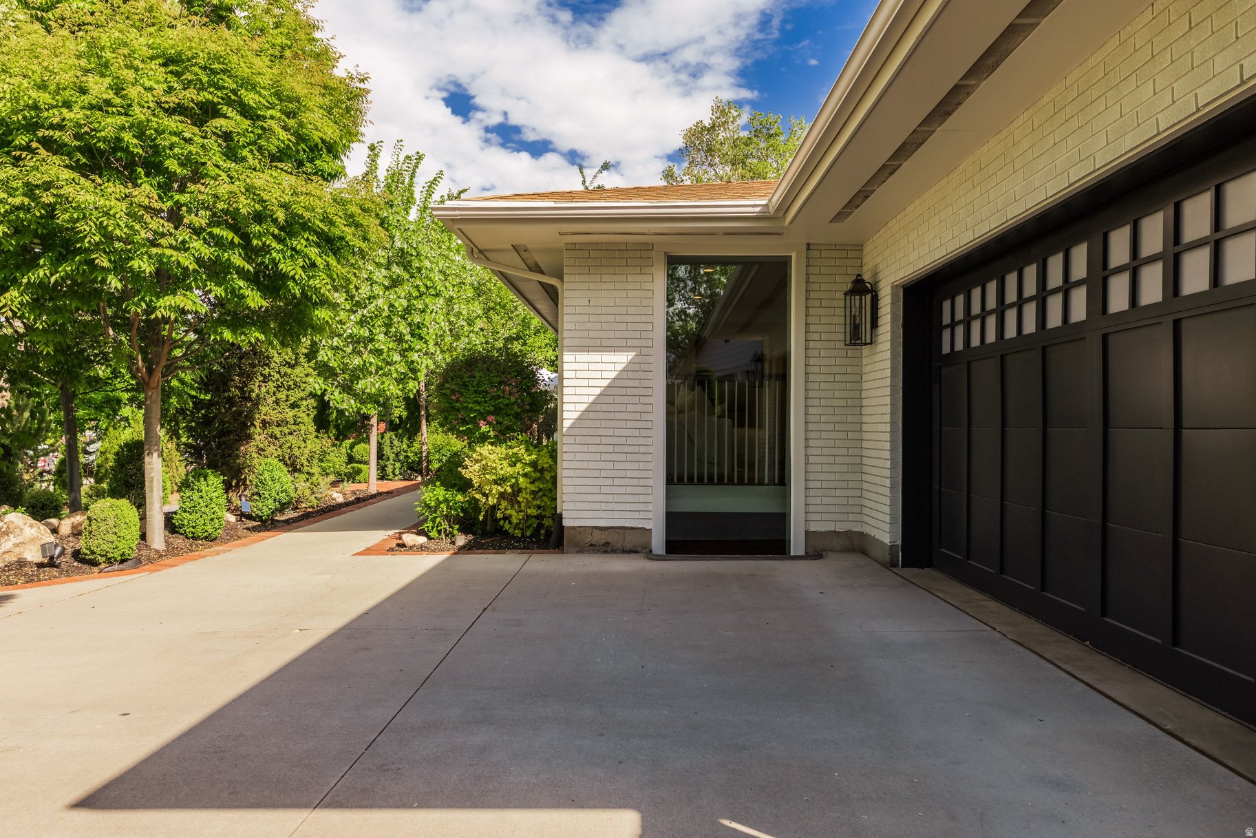 HOPE RANCH - Residential