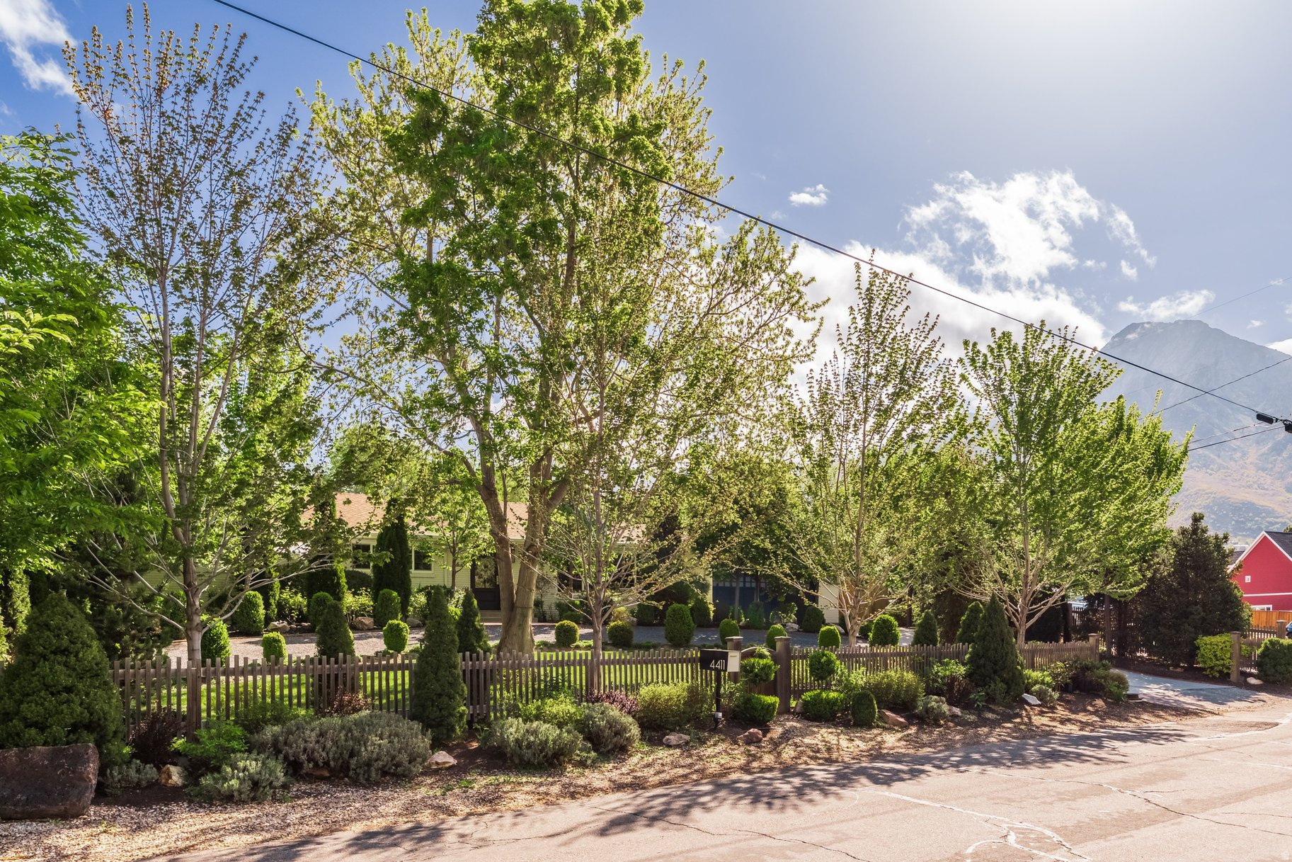 HOPE RANCH - Residential