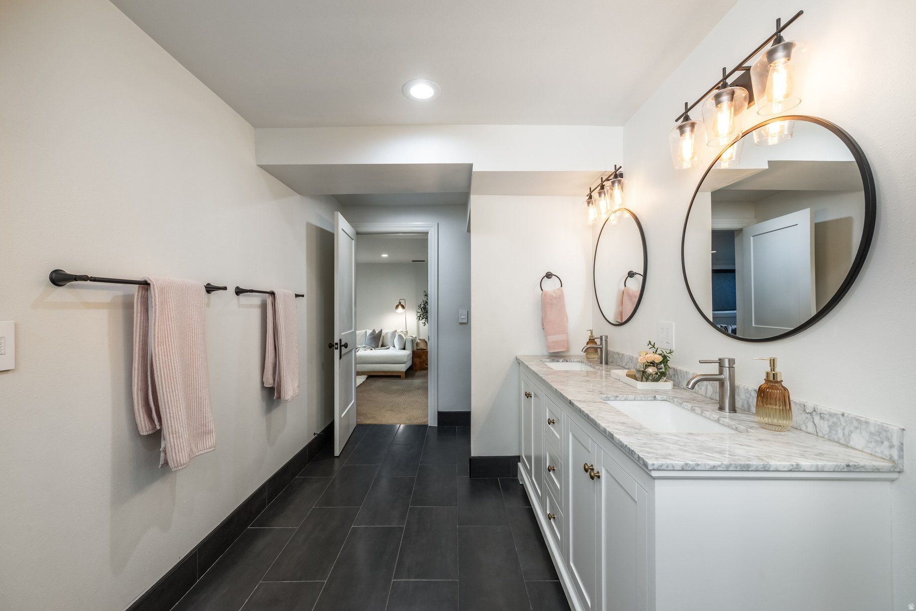 HOPE RANCH - Residential