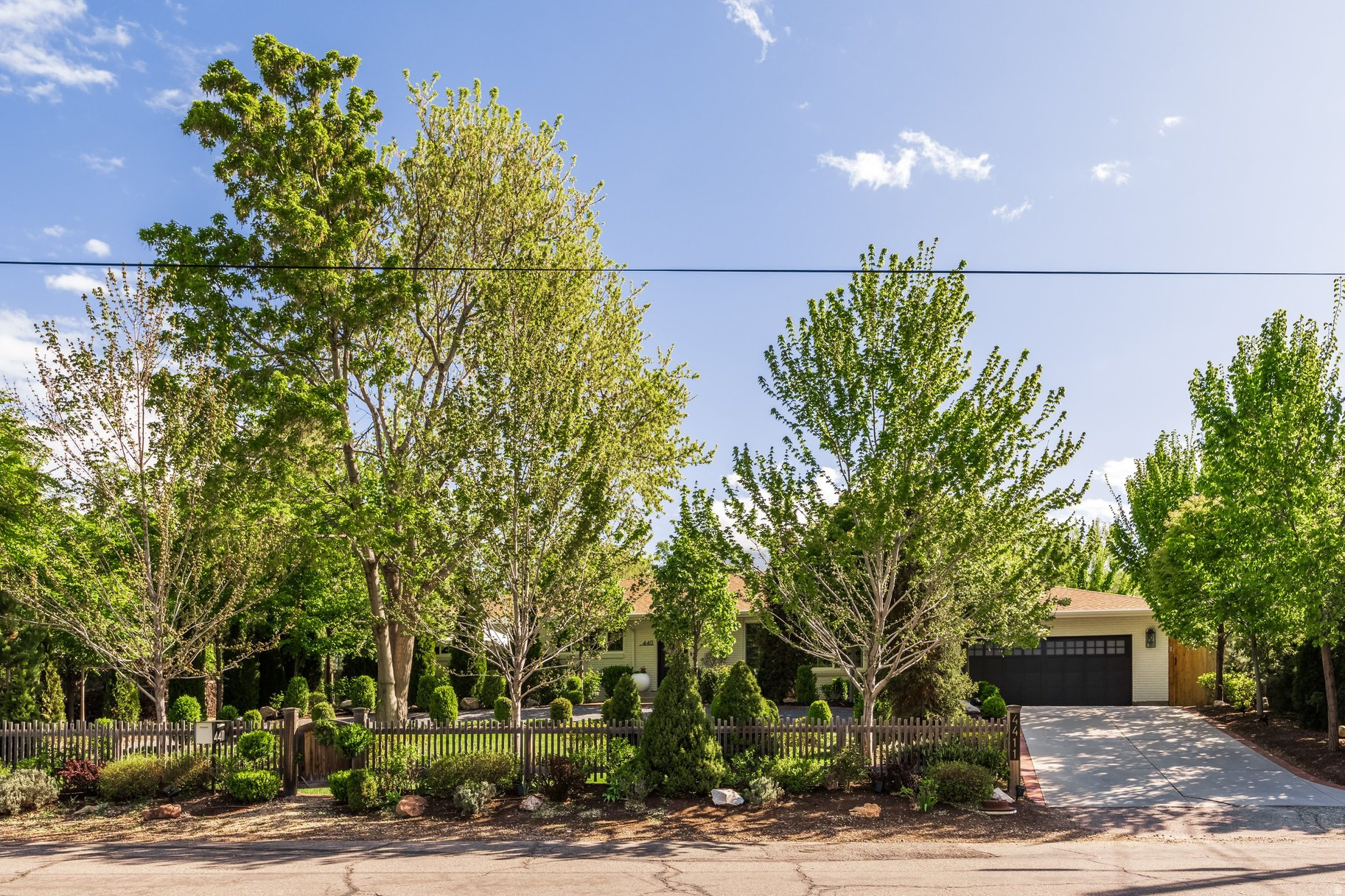 HOPE RANCH - Residential