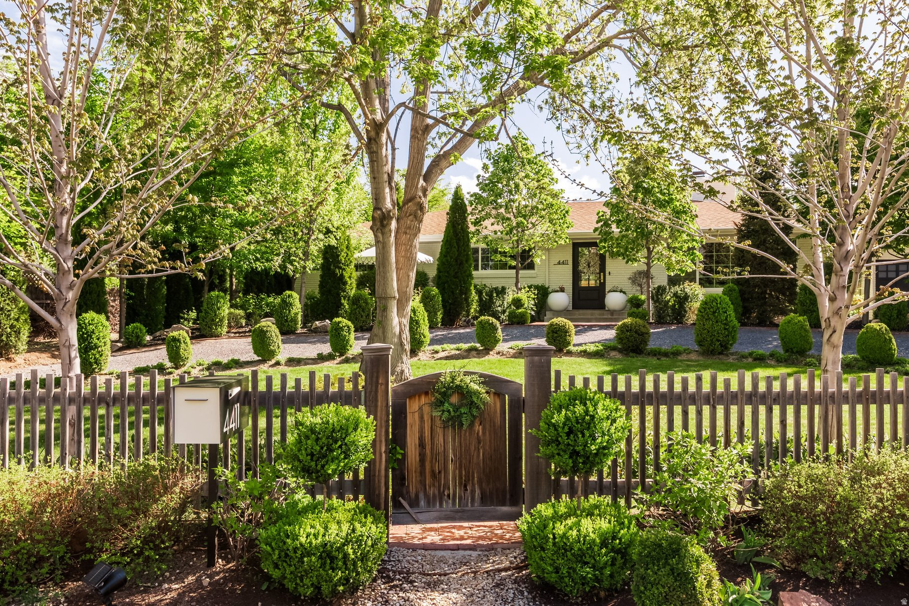 HOPE RANCH - Residential