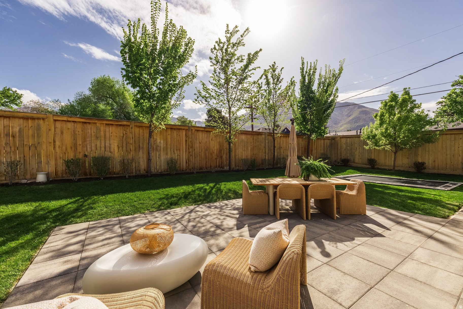 HOPE RANCH - Residential