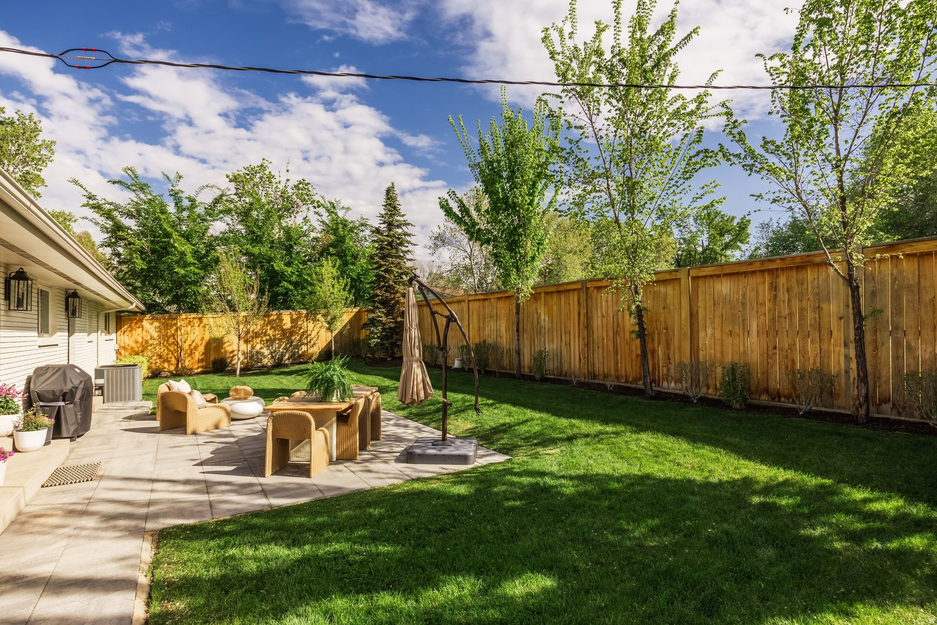 HOPE RANCH - Residential