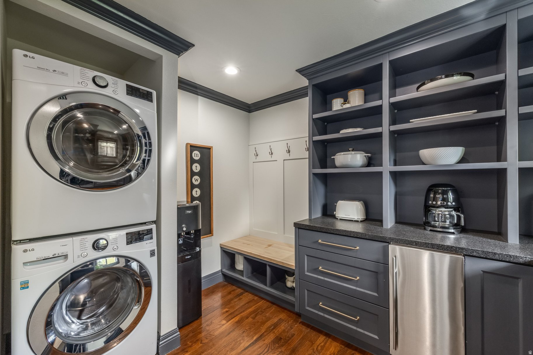 HOPE RANCH - Residential