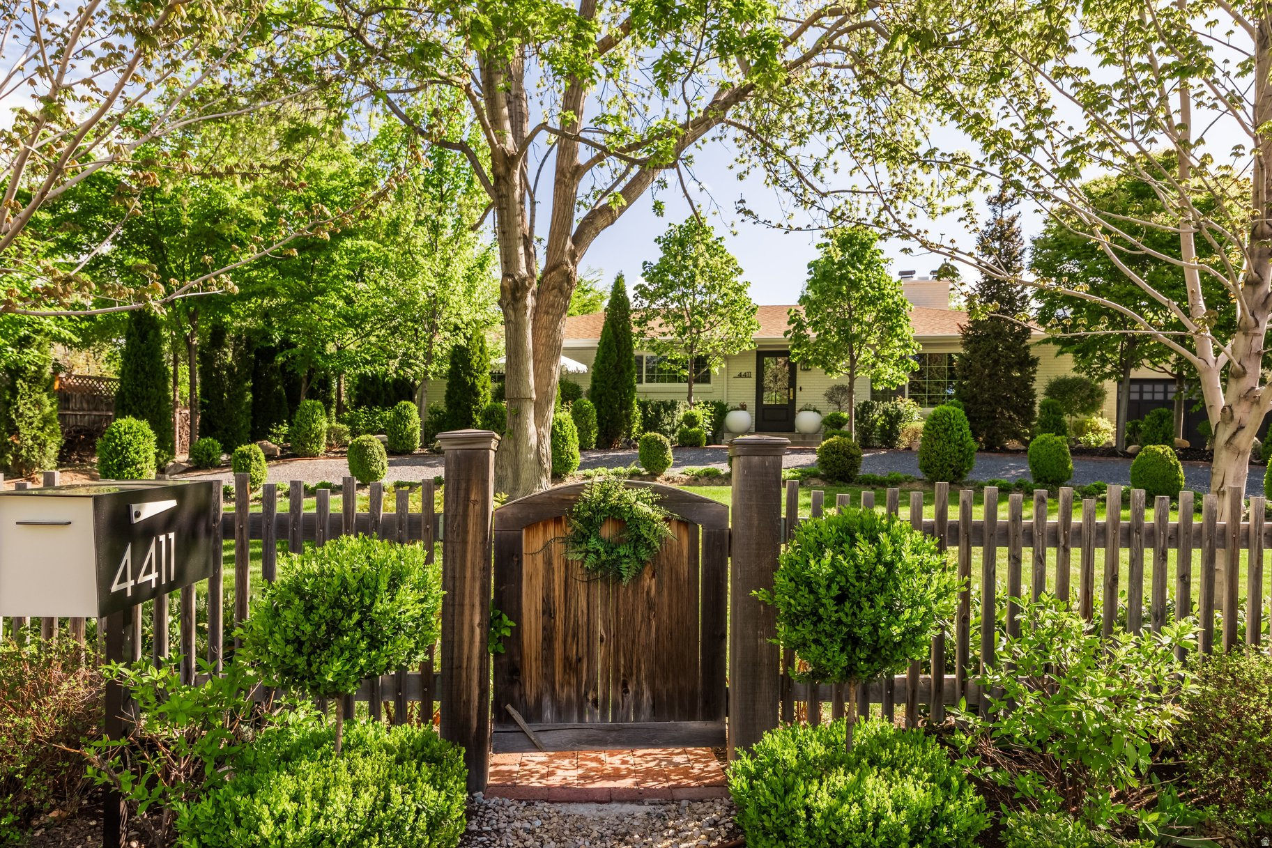 HOPE RANCH - Residential