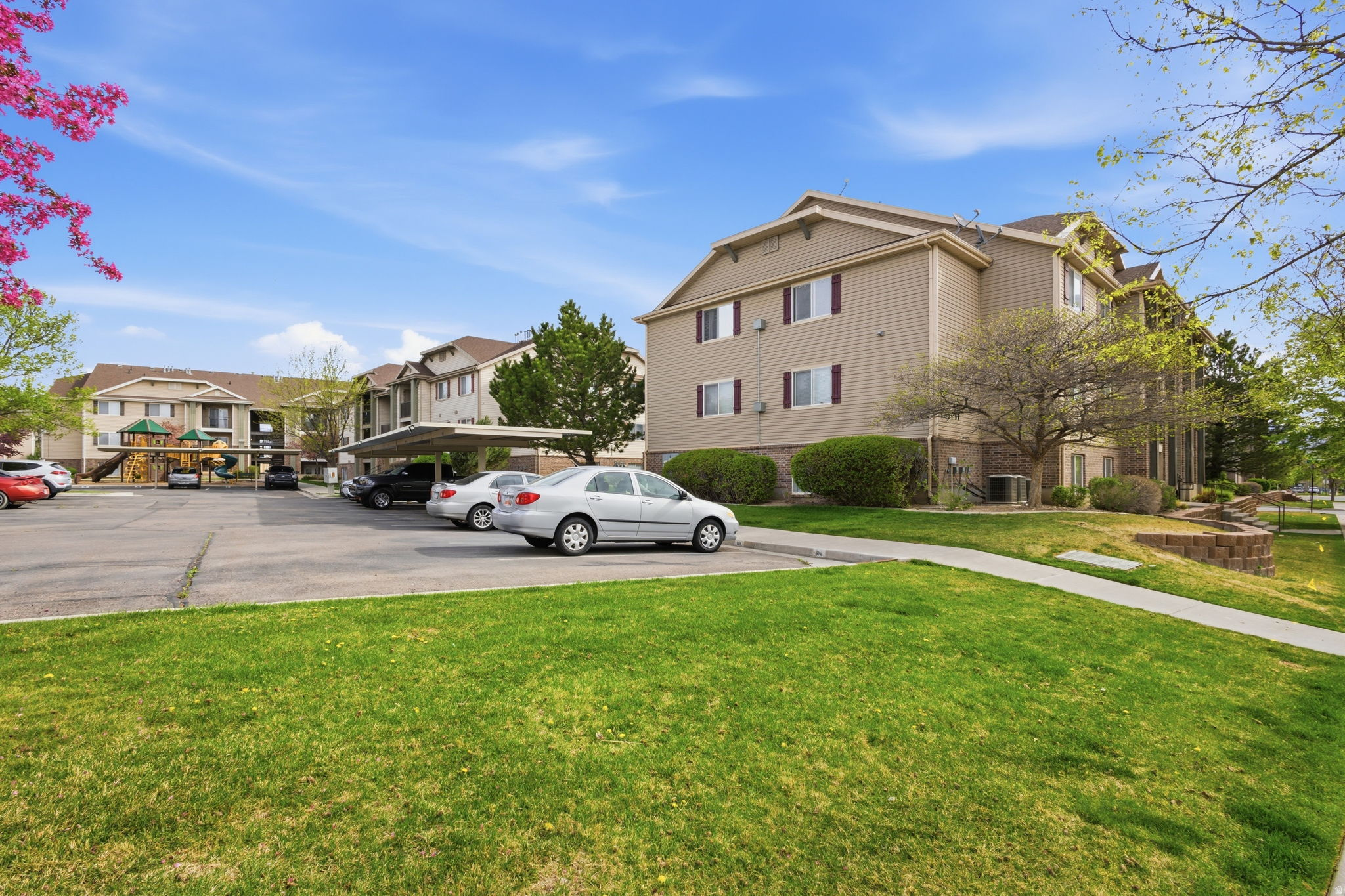 WILLOW SPRINGS - Residential