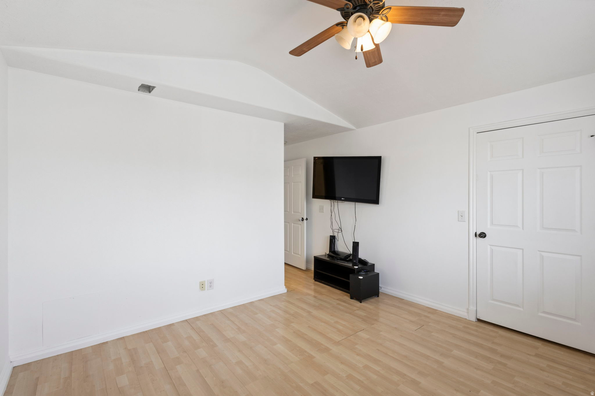 WILLOW SPRINGS - Residential