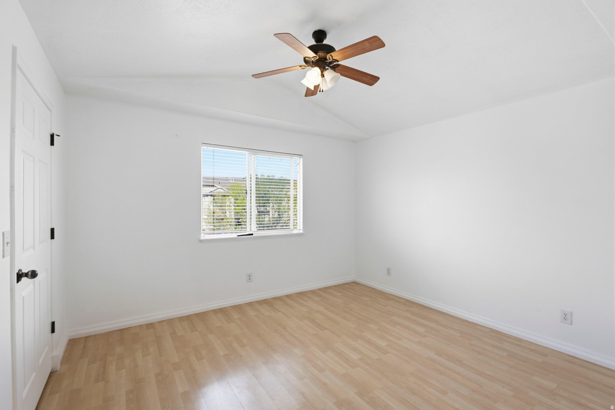 WILLOW SPRINGS - Residential