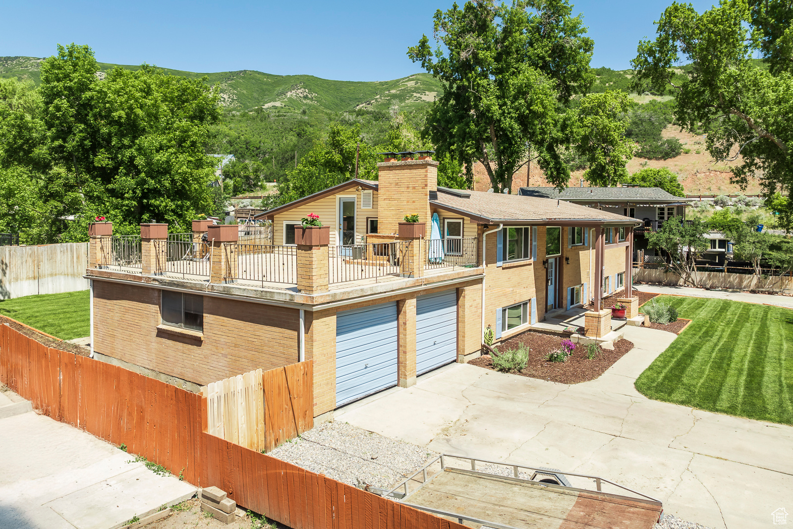 PIONEER - Residential