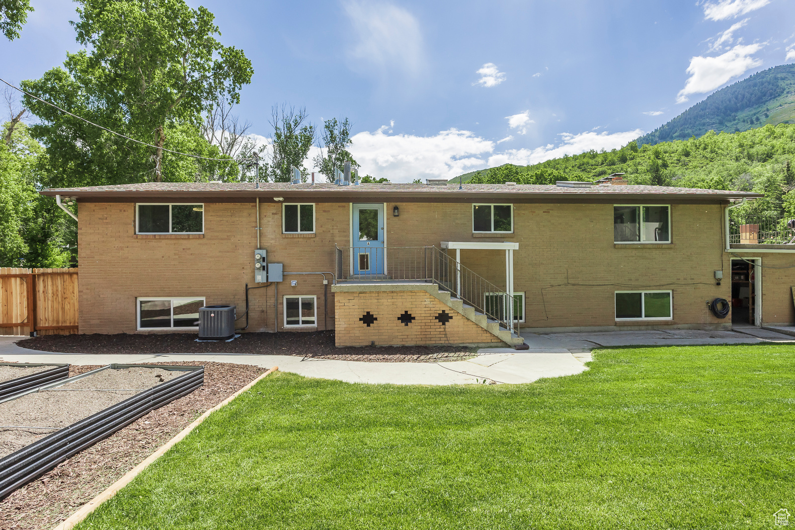 PIONEER - Residential