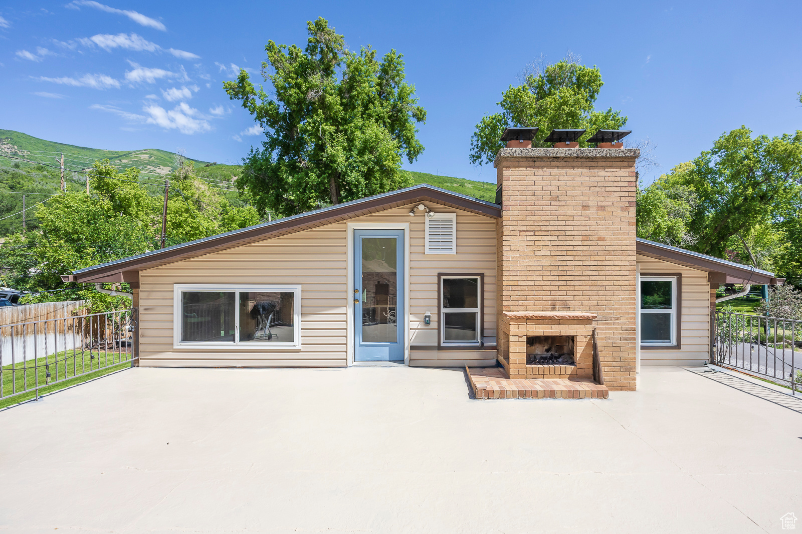 PIONEER - Residential