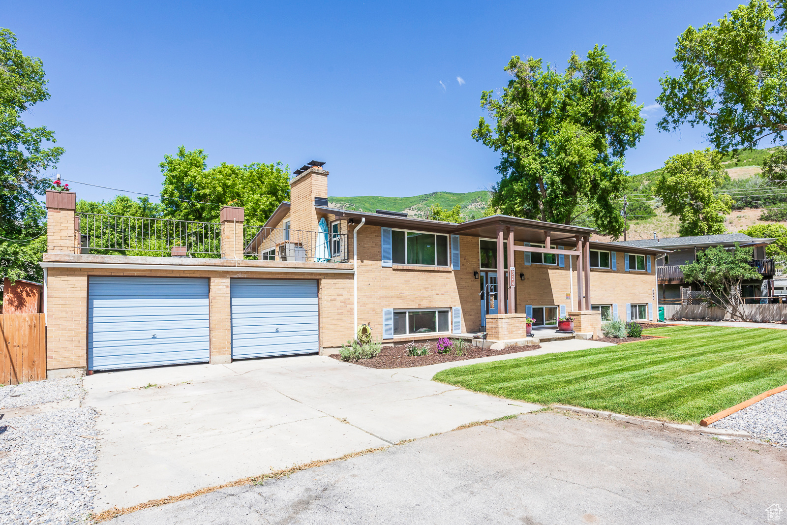 PIONEER - Residential