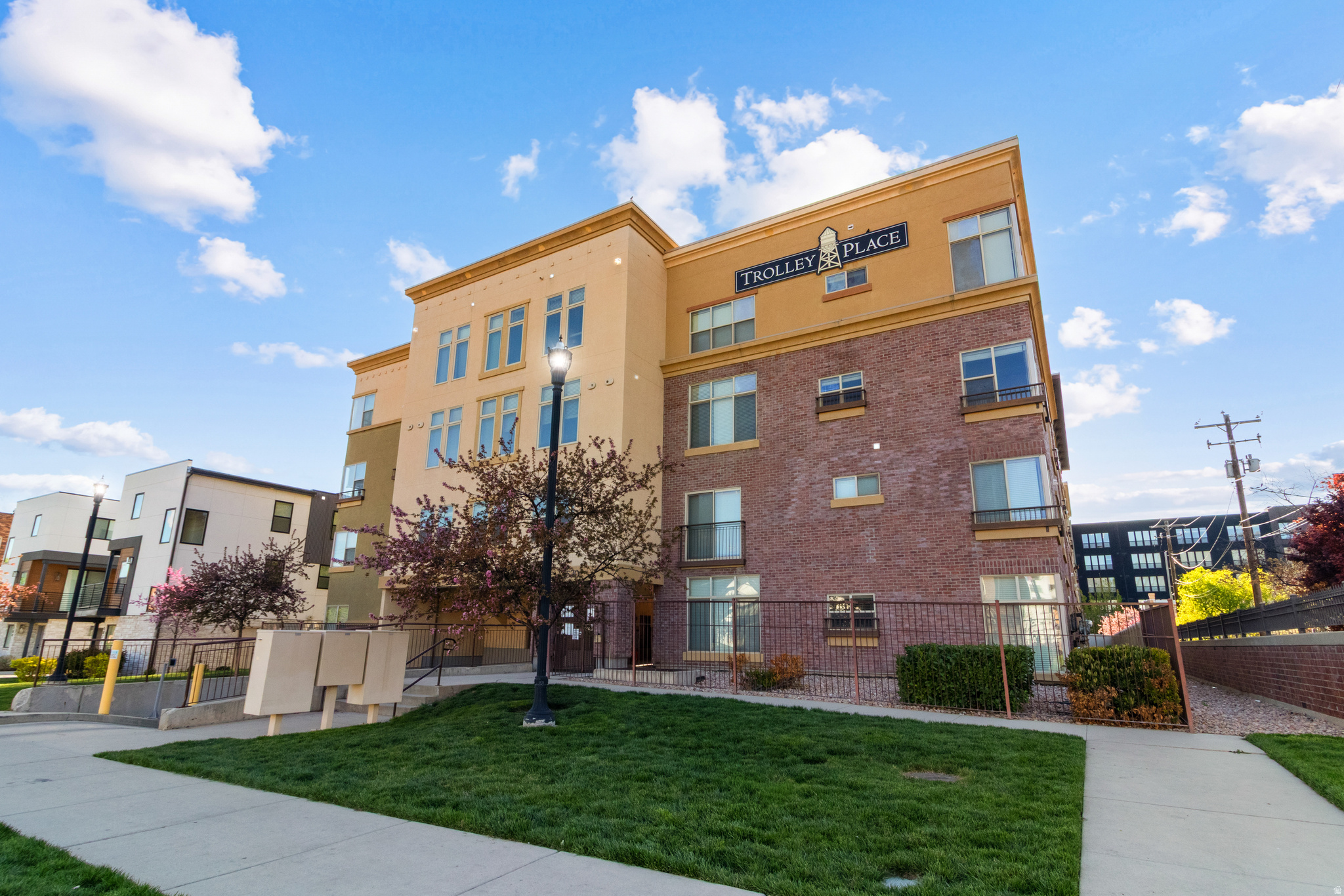 TROLLEY PLACE - Residential