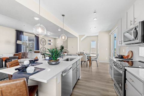 Tiny photo for 455 E KANAB CREEK DR, Saratoga Springs, UT 84045 (MLS # 2139877)