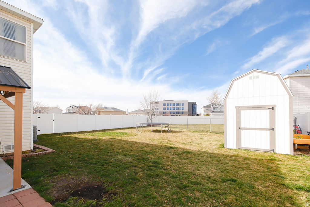 HERITAGE FIELDS - Residential