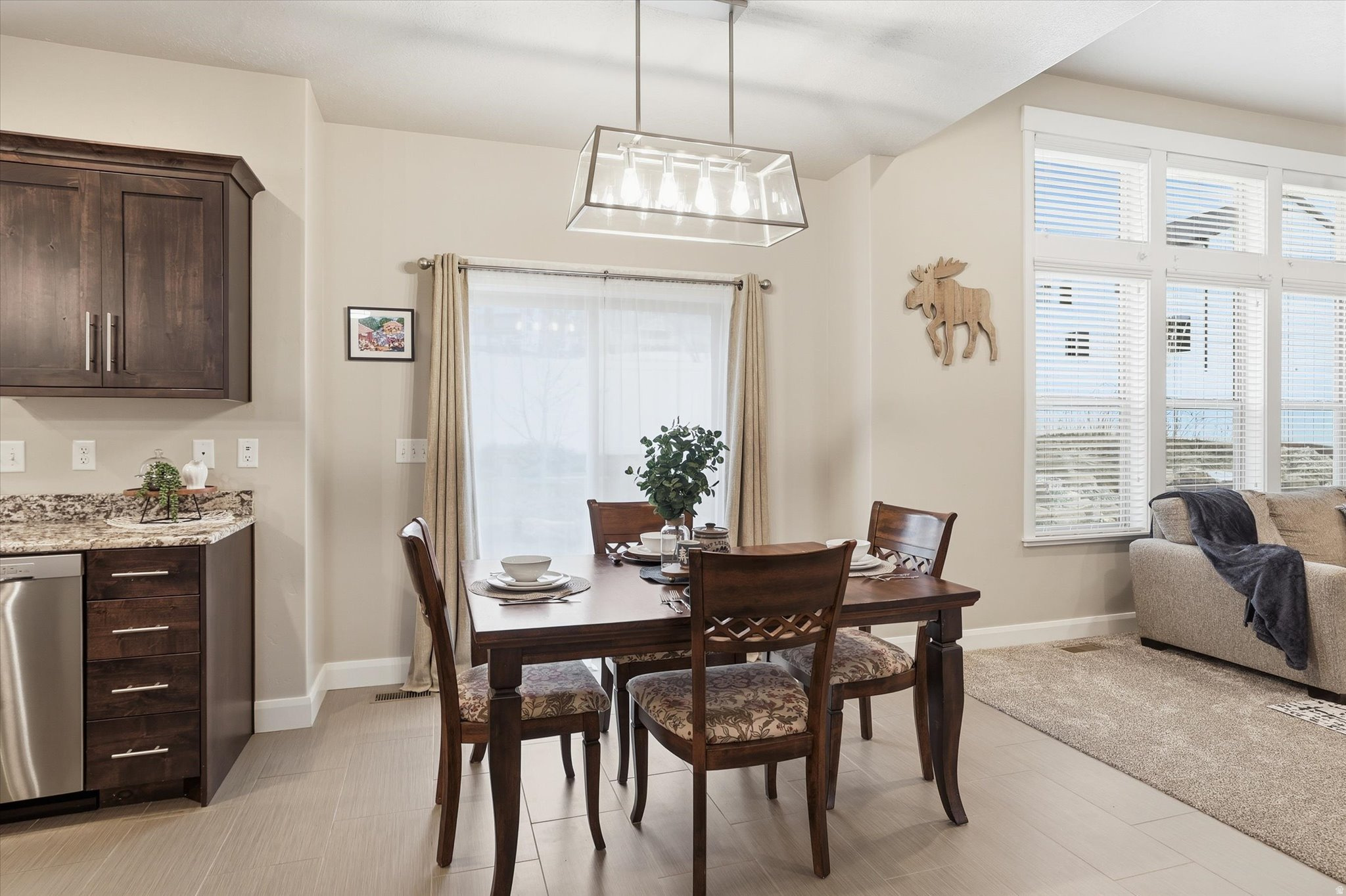 MOUNTAIN GATE ESTATES - Residential