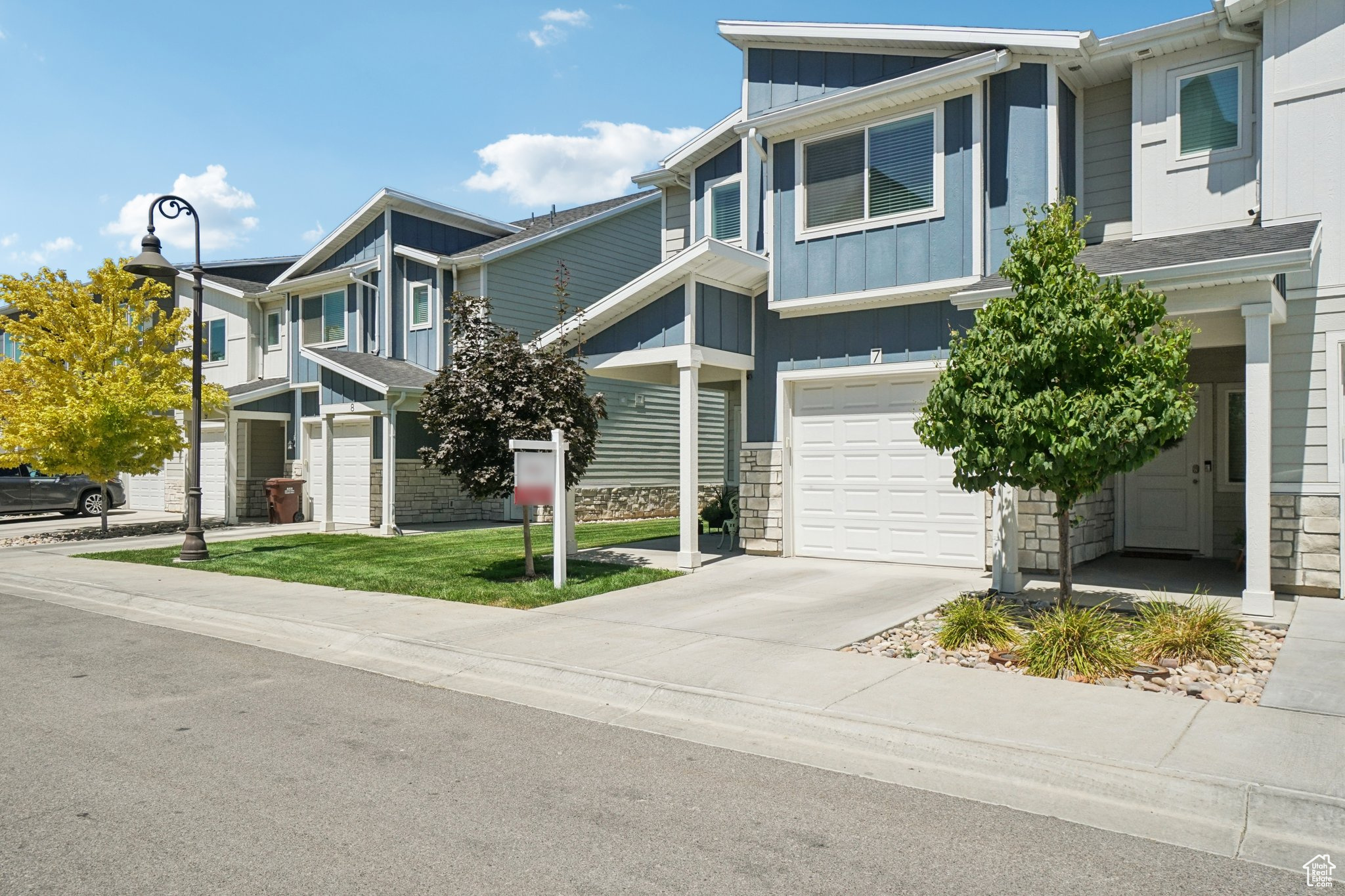 PROMINECE POINT - Residential
