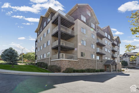 Photo of 4985 S KISKA LN #206, Holladay, UT 84117 (MLS # 2190283)