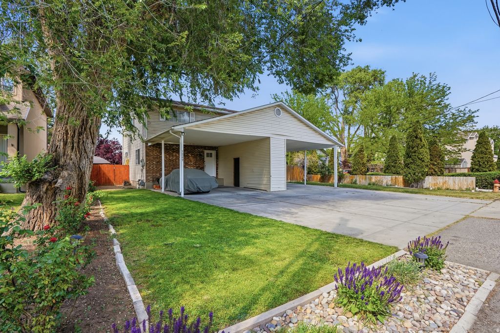 Photo of 1269 E COLLEGE ST, Millcreek, UT 84117 (MLS # 2157772)