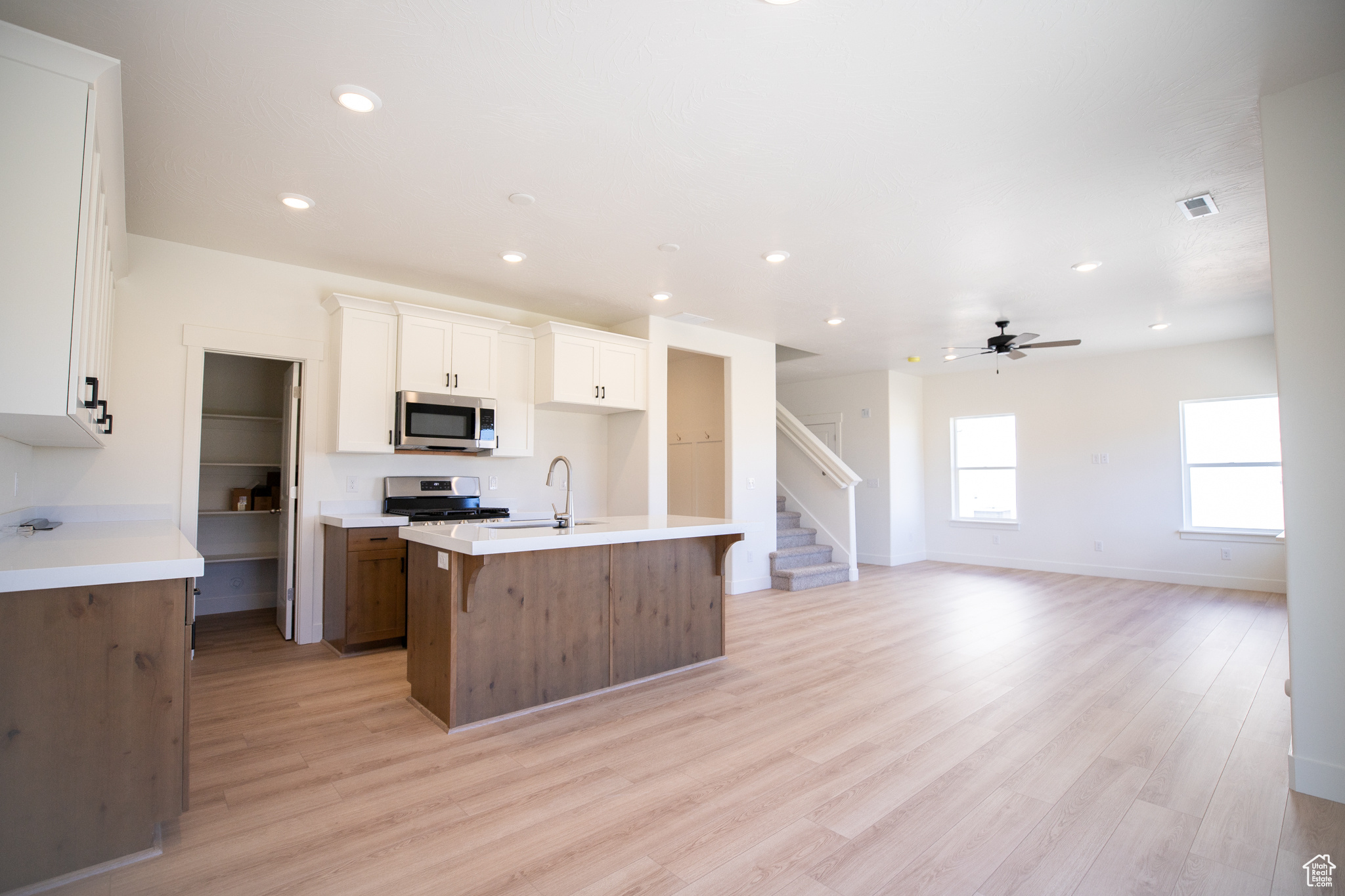 ARROWHEAD SPRINGS - Residential