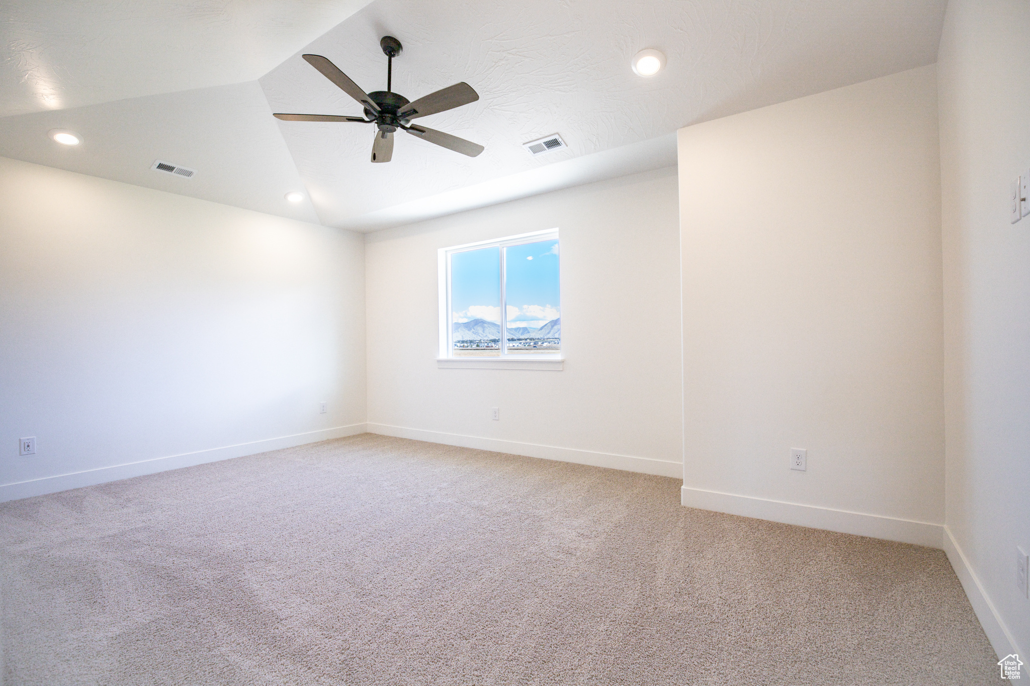 ARROWHEAD SPRINGS - Residential